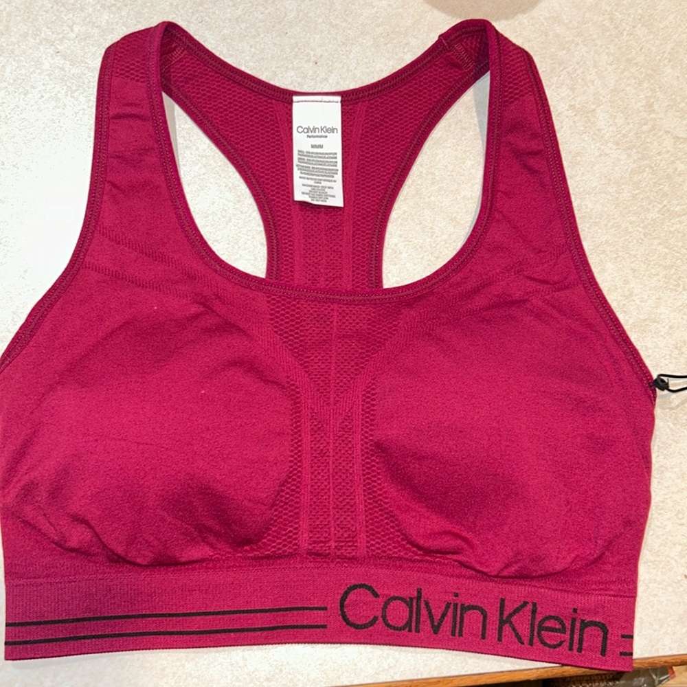 CALVIN KLEIN PERFORMANCE SPORTS BRA SIZE M